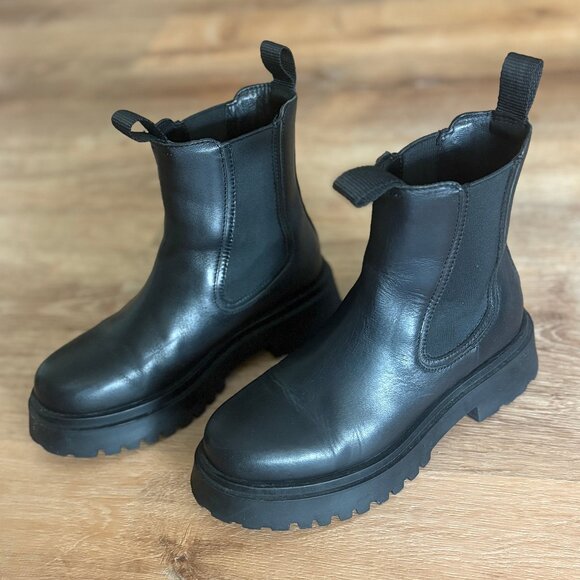 Thursday Boot Co. Legend Platform, Black Leather Chelsea Boots, Size 6 - Picture 3 of 7